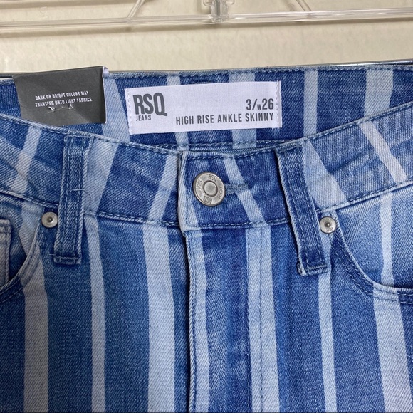 NEW Tilly’s Blue and White Stripped Pants - Picture 5 of 7